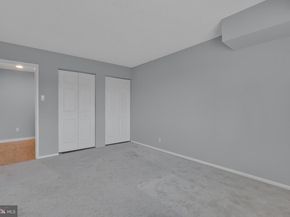 307 Yoakum Parkway 609, Alexandria VA 22304