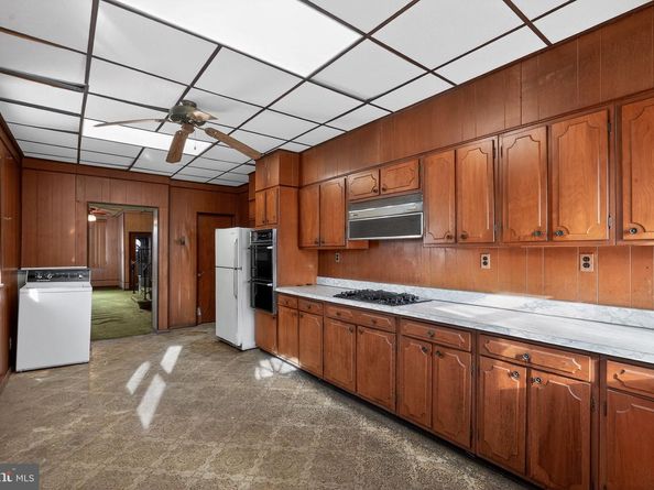 728 Latona Street, Philadelphia PA 19147