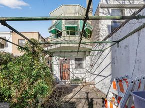 728 Latona Street, Philadelphia PA 19147