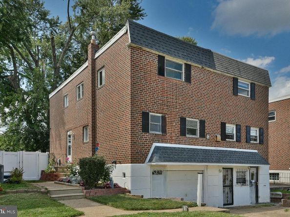 2742 Welsh Road, Philadelphia PA 19152