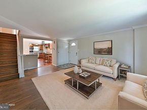 2742 Welsh Road, Philadelphia PA 19152