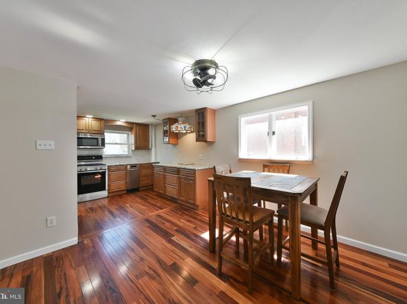 2742 Welsh Road, Philadelphia PA 19152