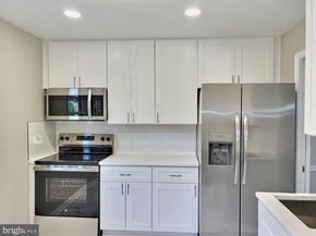 11 S Abingdon Street, Arlington VA 22204