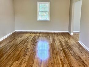 11 S Abingdon Street, Arlington VA 22204