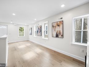 719 S 19TH St, Philadelphia PA 19146
