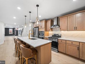 719 S 19TH St, Philadelphia PA 19146