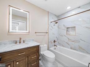 719 S 19TH St, Philadelphia PA 19146