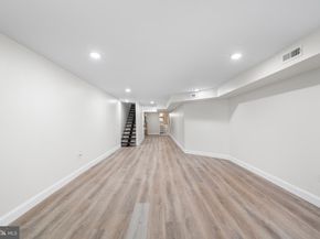 719 S 19TH St, Philadelphia PA 19146