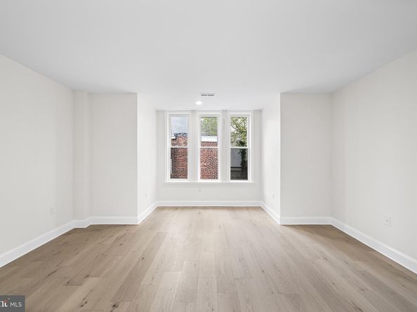 719 S 19TH St, Philadelphia PA 19146