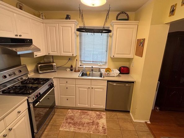 550 Arnold Street, Philadelphia PA 19111