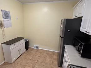 550 Arnold Street, Philadelphia PA 19111