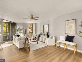 1099 22nd Street NW 206, Washington DC 20037