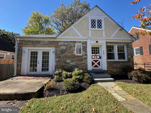 862 N Abingdon Street, Arlington VA 22203