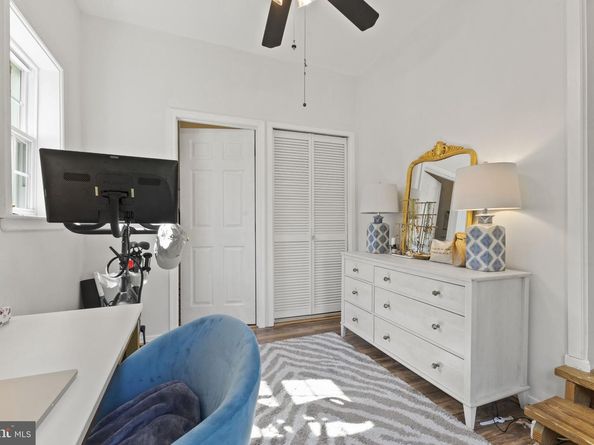 862 N Abingdon Street, Arlington VA 22203