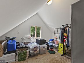 862 N Abingdon Street, Arlington VA 22203
