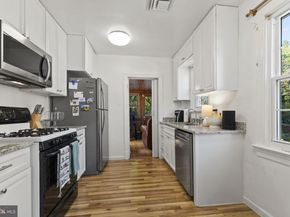 862 N Abingdon Street, Arlington VA 22203