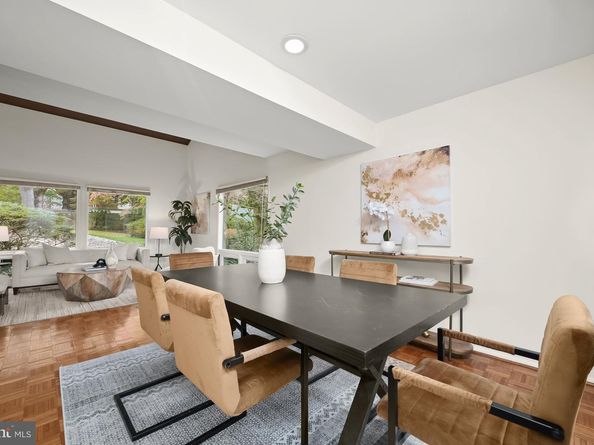 6306 Swords Way, Bethesda MD 20817