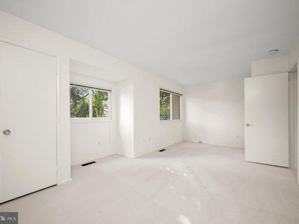 6306 Swords Way, Bethesda MD 20817