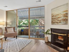 1729 S Hayes Street 2, Arlington VA 22202