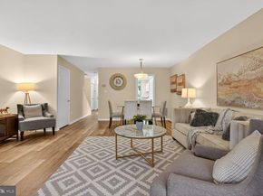 1729 S Hayes Street 2, Arlington VA 22202