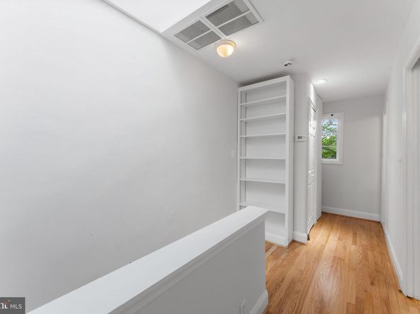 735 Bernard Street, Alexandria VA 22314