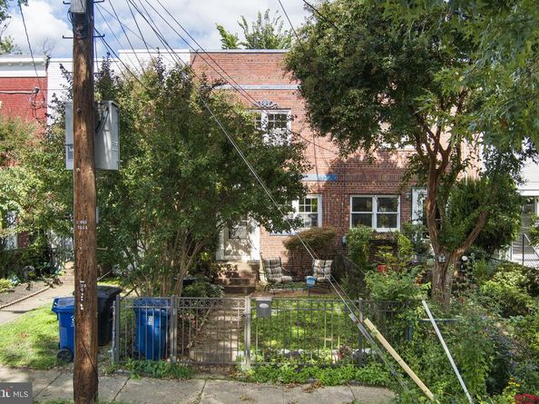 735 Bernard Street, Alexandria VA 22314