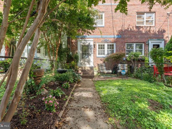 735 Bernard Street, Alexandria VA 22314