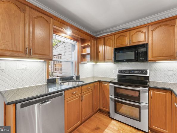 735 Bernard Street, Alexandria VA 22314