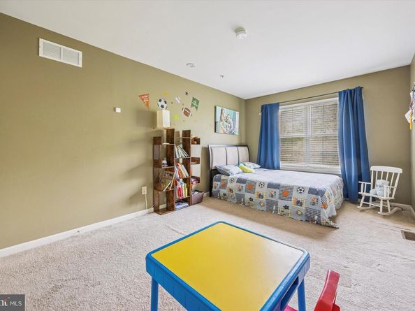 348 Glenn Rose Circle, King Of Prussia PA 19406