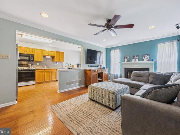 348 Glenn Rose Circle, King Of Prussia PA 19406