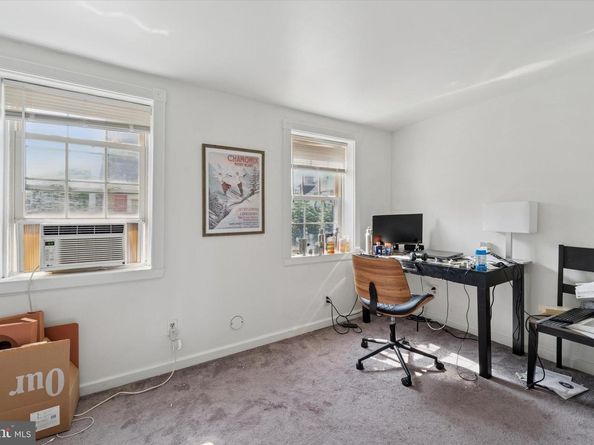 229 Manton Street, Philadelphia PA 19147