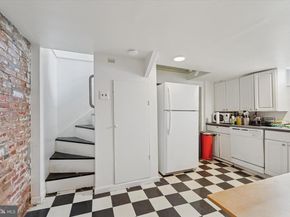 229 Manton Street, Philadelphia PA 19147