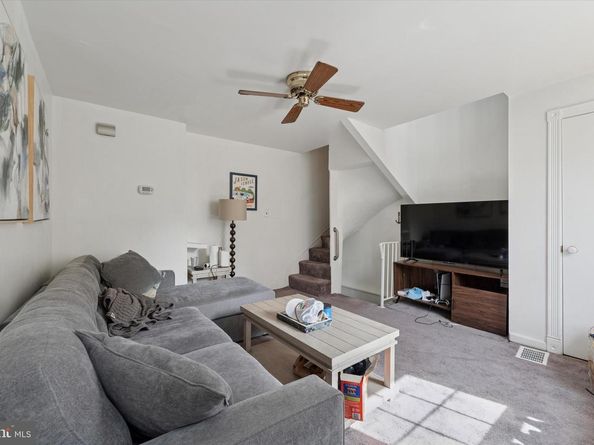 229 Manton Street, Philadelphia PA 19147