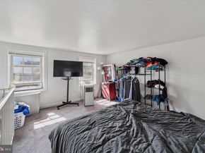 229 Manton Street, Philadelphia PA 19147