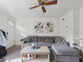 229 Manton Street, Philadelphia PA 19147