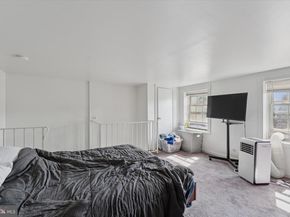 229 Manton Street, Philadelphia PA 19147
