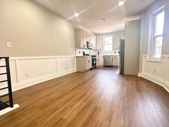 5841 Cedarhurst Street, Philadelphia PA 19143
