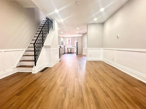 5841 Cedarhurst Street, Philadelphia PA 19143