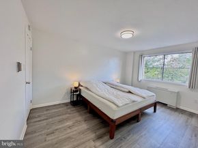750 S Dickerson Street 213, Arlington VA 22204