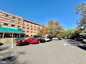 750 S Dickerson Street 213, Arlington VA 22204