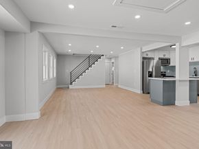 28 Rainbow Lane, Levittown PA 19055