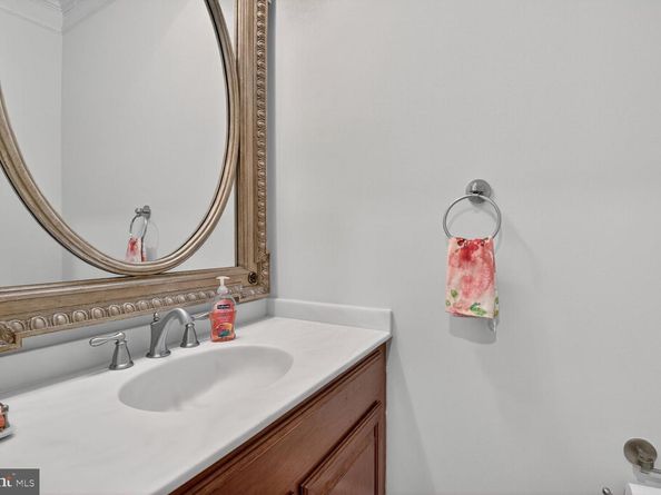 9412 Turnberry Drive, Potomac MD 20854