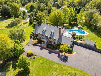 1504 School House Lane