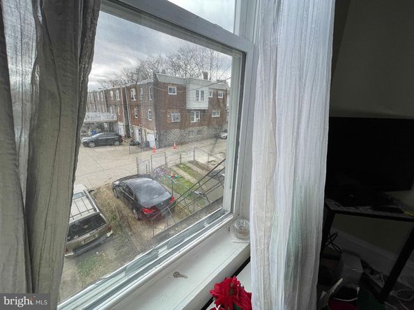 1244 E Sanger Street, Philadelphia PA 19124