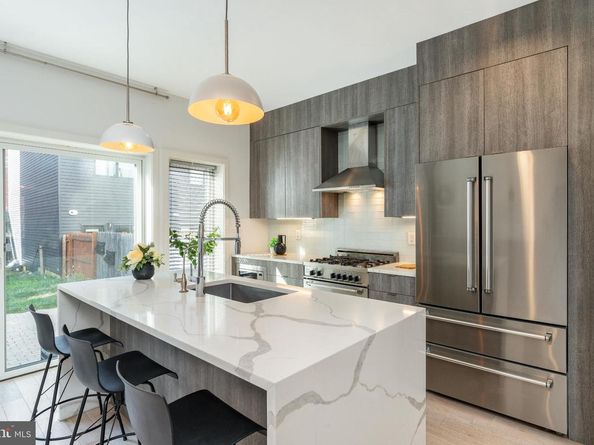 2058 E Susquehanna Avenue, Philadelphia PA 19125