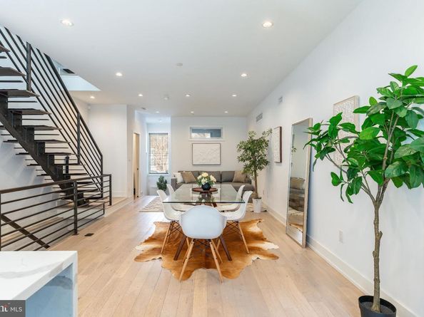 2058 E Susquehanna Avenue, Philadelphia PA 19125