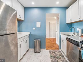 5340 Holmes Run Parkway 1119, Alexandria VA 22304