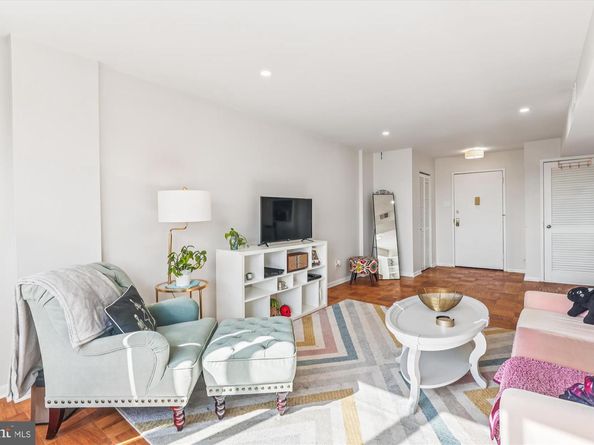 5340 Holmes Run Parkway 1119, Alexandria VA 22304