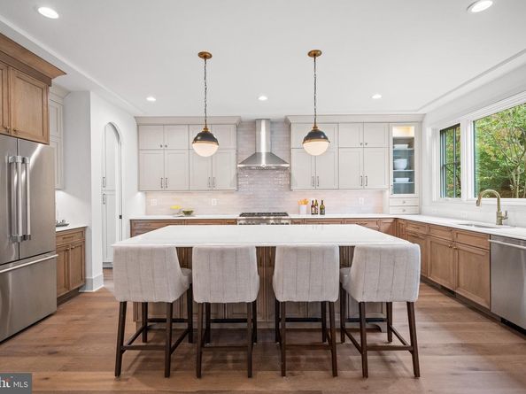 2133 N Oakland Street, Arlington VA 22207