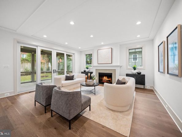 2133 N Oakland Street, Arlington VA 22207